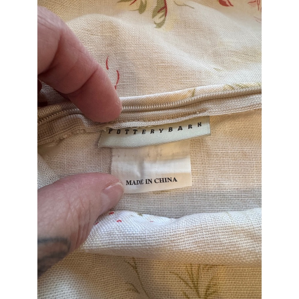 Pottery Barn Set 2 Floral Rose Peony Linen Cotton Pillow Covers 18x18 Cream Red - Picture 6 of 11